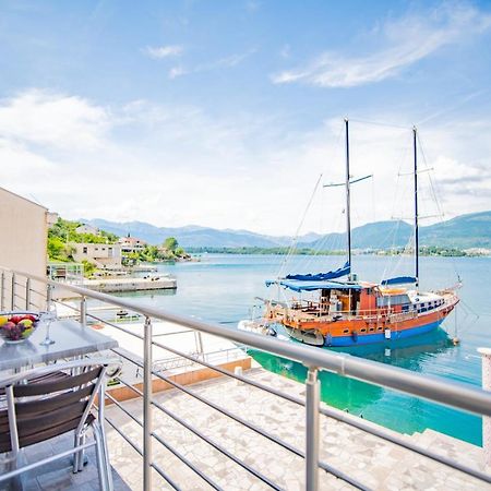 Apartmani Bonaca Tivat Exterior foto